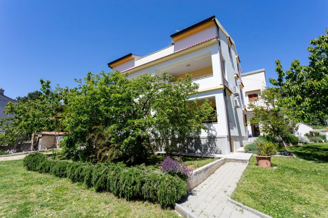 Apartment Zvone Baška Exterior foto