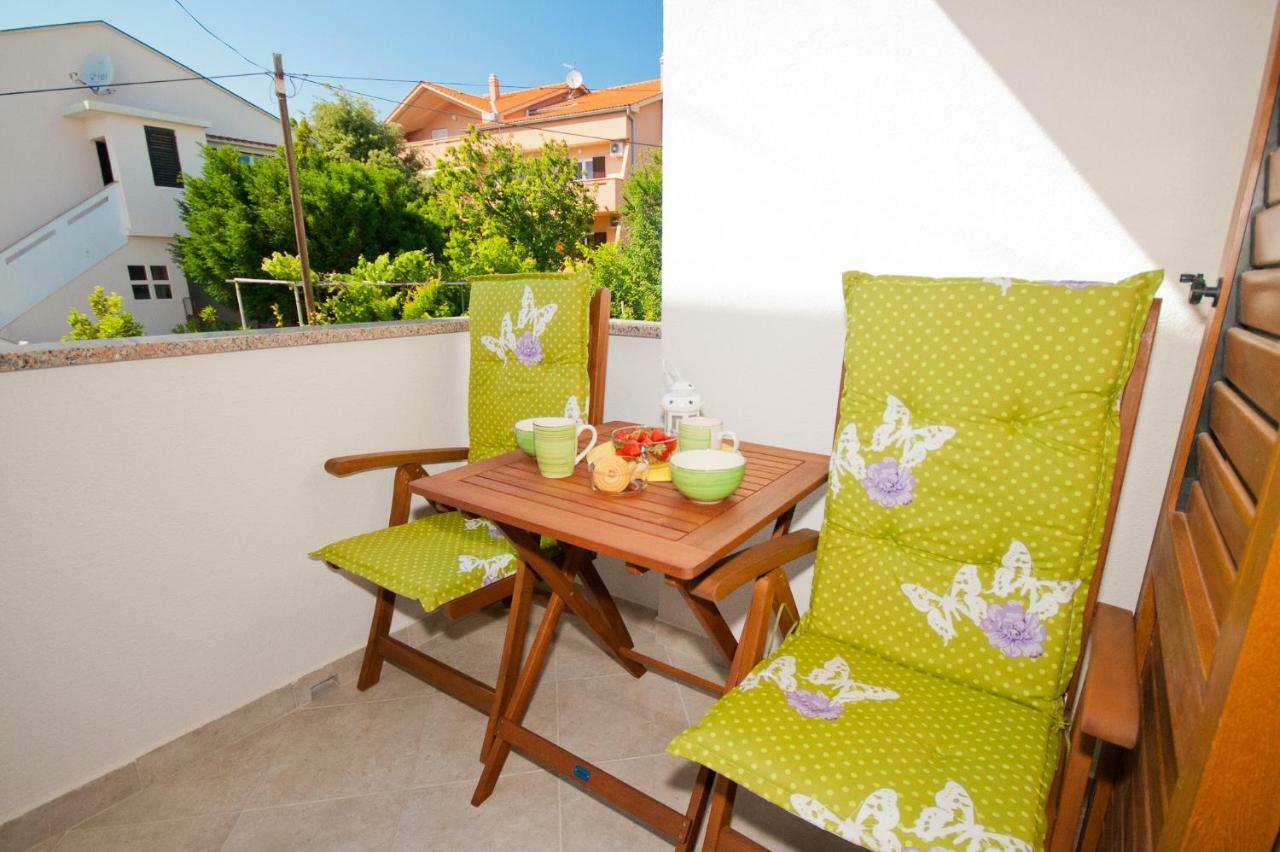 Apartment Zvone Baška Exterior foto